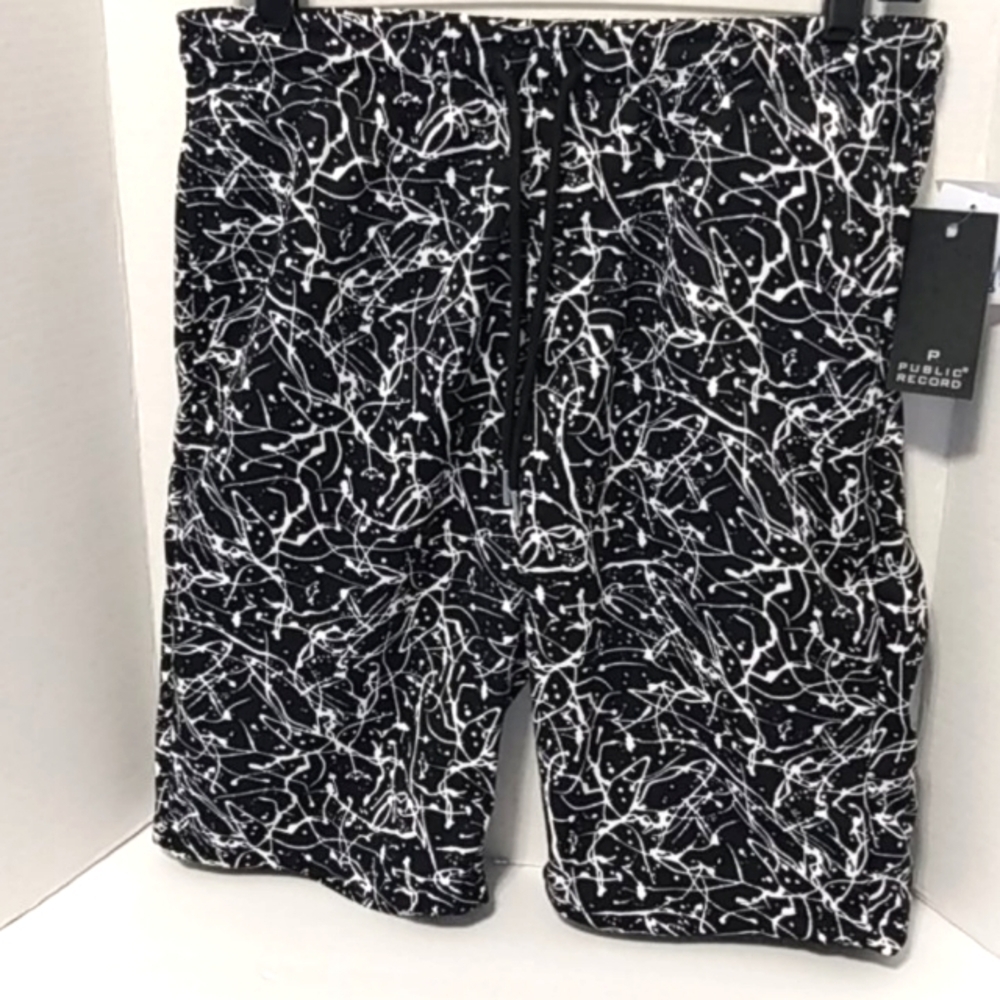 PUBLIC RECORD MEN'S BLACK & WHITE SHORTS NWT MED